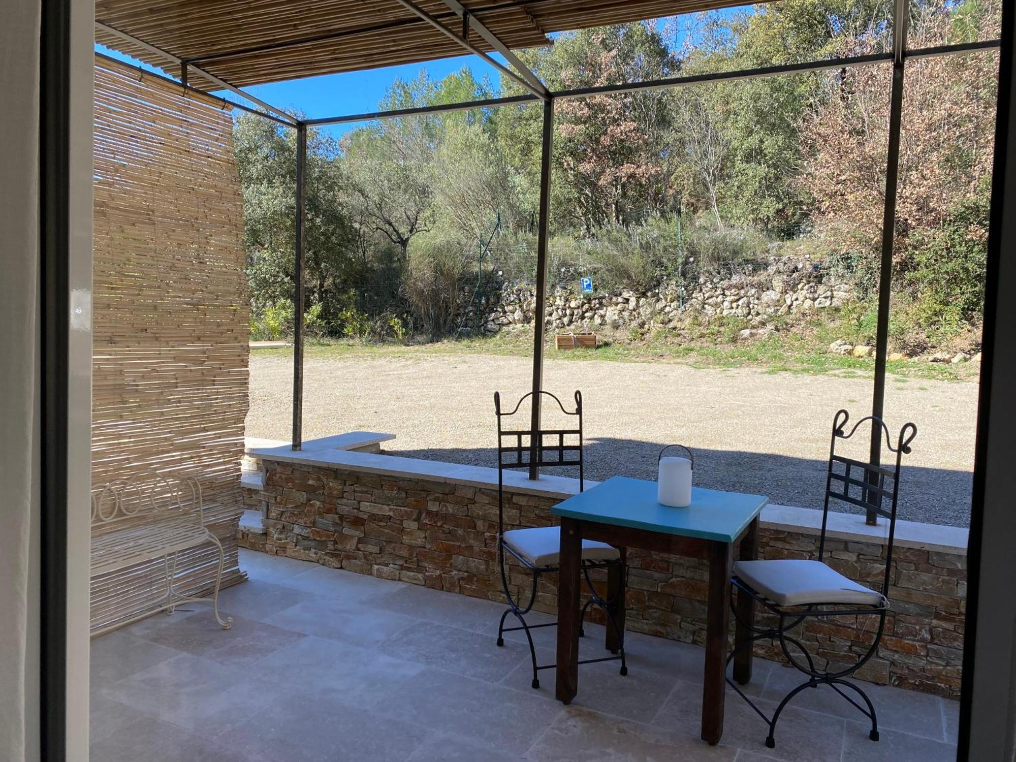 לינה וארוחת בוקר Entrecasteaux L'Eveil En Provence מראה חיצוני תמונה